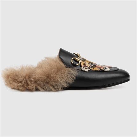 ciabattine pelo simil gucci|Slippers da mare di Gucci da donna .